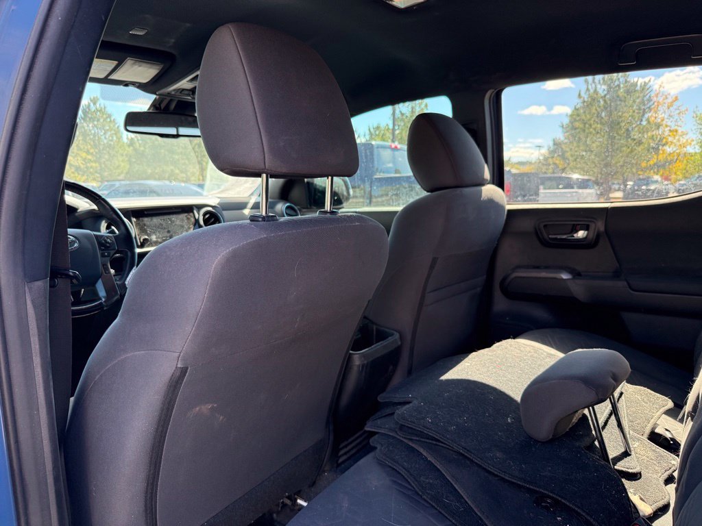 Used 2019 Toyota Tacoma TRD Off-Road w/ Technology Package AWD/4WD image 20