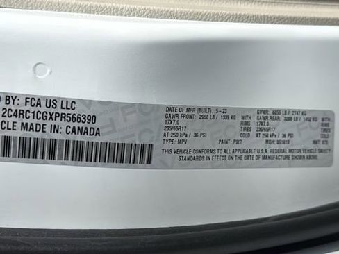 Used 2023 Chrysler Voyager LX FWD image 30