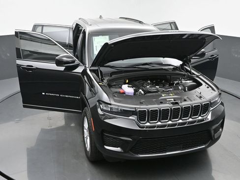 New 2025 Jeep Grand Cherokee Laredo X w/ Luxury Tech Group I image 62