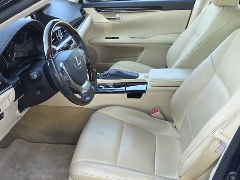 Used 2013 Lexus ES 350 w/ Premium Pkg FWD image 17