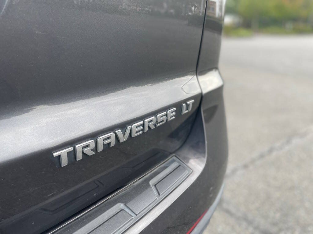 Used 2016 Chevrolet Traverse LT w/ True North Edition AWD/4WD image 16