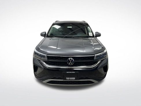 Used 2023 Volkswagen Taos SE image 10