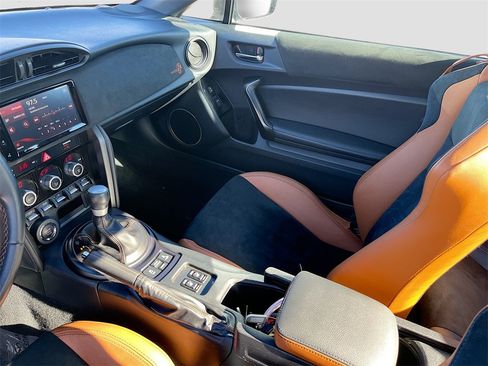 Used 2020 Toyota 86 image 31