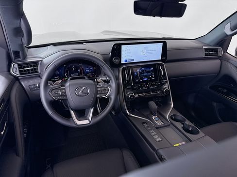 New 2026 Lexus LX 700h Overtrail image 24