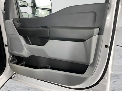 Used 2024 Ford F250 XL AWD/4WD image 15
