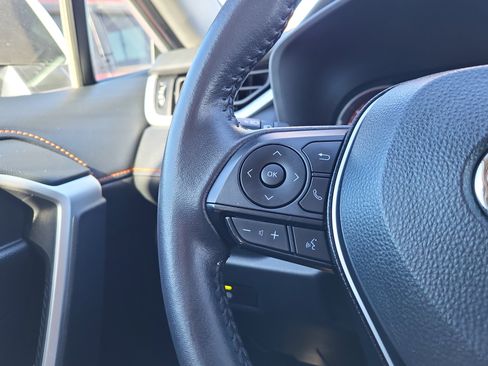 Used 2024 Toyota RAV4 Adventure image 19