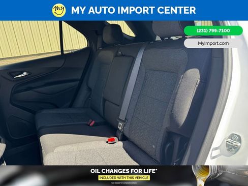 Used 2022 Chevrolet Equinox LT AWD/4WD image 23