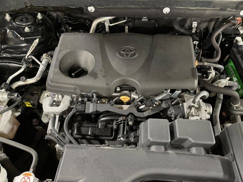 Used 2024 Toyota RAV4 LE image 15