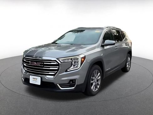Used 2024 GMC Terrain SLT AWD/4WD image 6