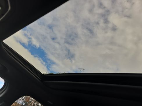 New 2025 Jeep Grand Cherokee Altitude image 27