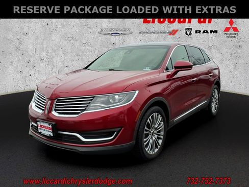 Used 2017 Lincoln MKX Reserve w/ Lincoln MKX Climate Package image 3