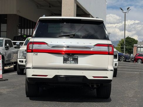 Used 2018 Lincoln Navigator Reserve w/ Technology Package AWD/4WD image 60