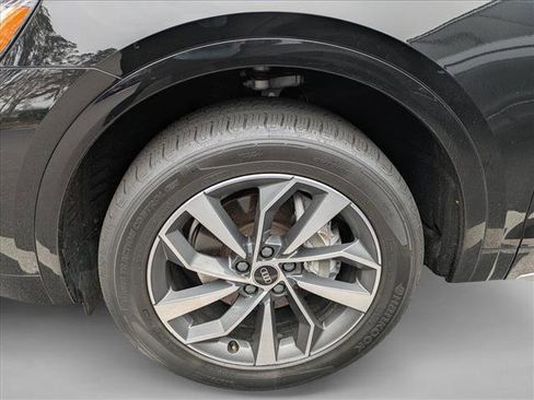 Used 2023 Audi Q5 2.0T Premium Plus w/ Premium Plus Package image 9