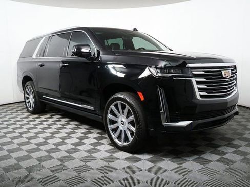 Used 2023 Cadillac Escalade ESV Premium Luxury Platinum image 27