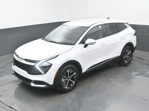 Used 2025 Kia Sportage EX image 30