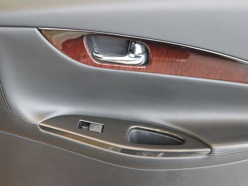 Used 2016 INFINITI QX50 AWD w/ Premium Plus Package image 29