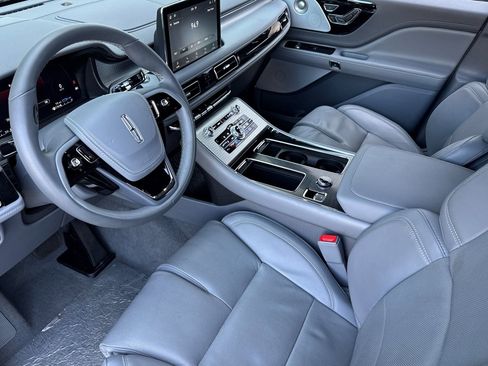 Certified 2020 Lincoln Aviator Grand Touring w/ Equipment Group 301A image 10