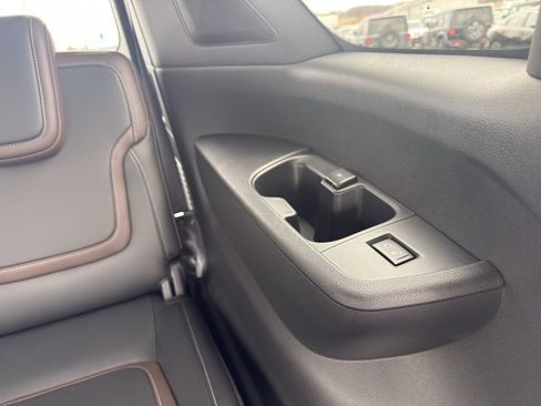 New 2026 Nissan Armada SL image 36