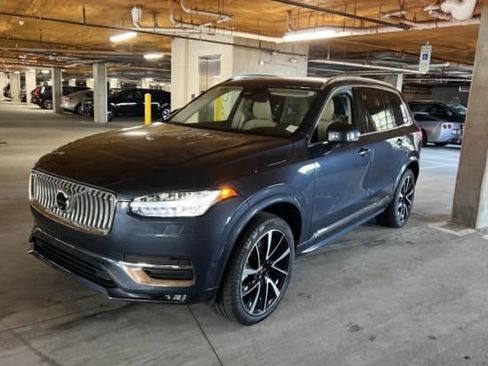Used 2023 Volvo XC90 B6 Plus w/ Protection Package Premier AWD/4WD image 1