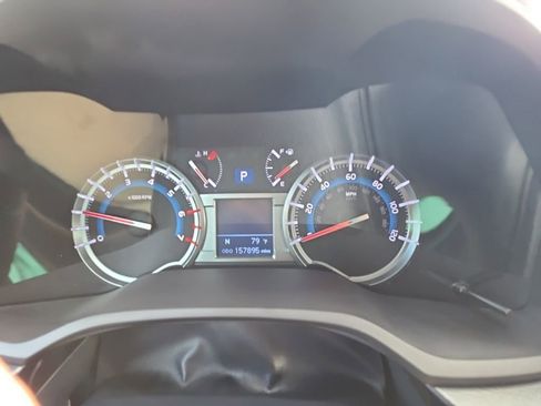 Used 2017 Toyota 4Runner SR5 Premium AWD/4WD image 17