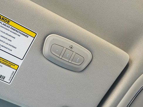 Used 2022 Jeep Cherokee Trailhawk w/ Premium Leather Package image 43