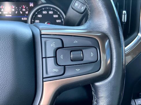 Used 2021 Chevrolet Silverado 1500 High Country w/ Technology Package AWD/4WD image 24
