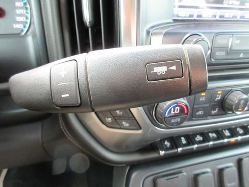 Used 2018 Chevrolet Silverado 2500 LTZ w/ Duramax Plus Package AWD/4WD image 33