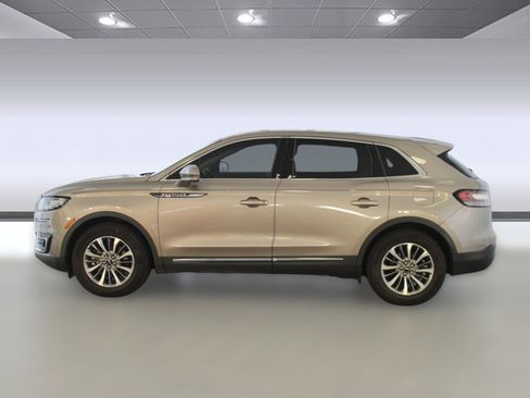 Used 2020 Lincoln Nautilus FWD w/ Equipment Group 101A image 2