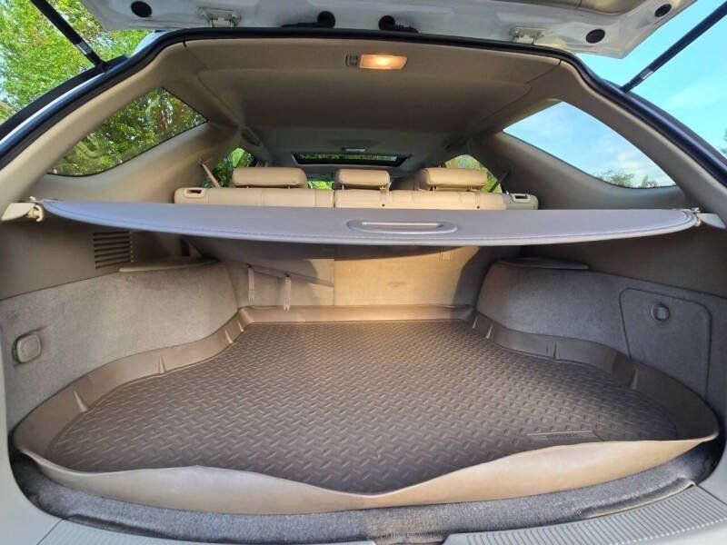 Used 2001 Lexus RX 300 4WD w/ Premium Pkg Plus image 18