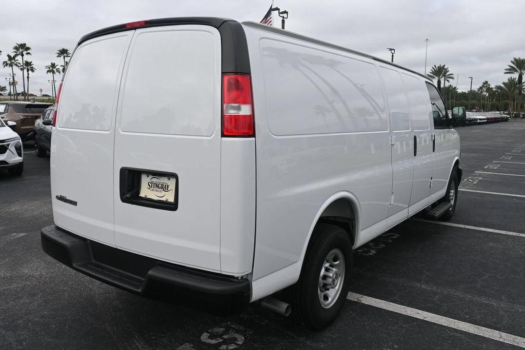 New 2025 Chevrolet Express 3500 Extended w/ Driver Convenience Package RWD image 5