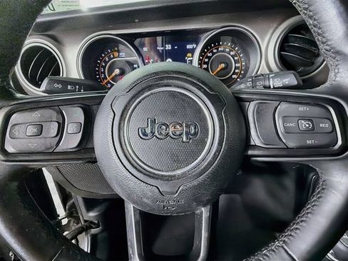 Used 2018 Jeep Wrangler Unlimited Sport S AWD/4WD image 12