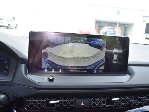 Used 2024 Honda Accord EX-L image 18