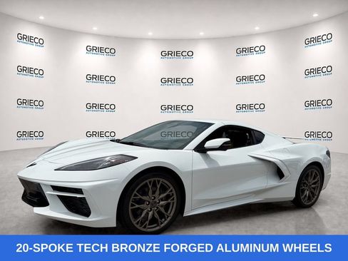 Used 2026 Chevrolet Corvette Stingray Preferred Cpe w/ 2LT RWD image 3