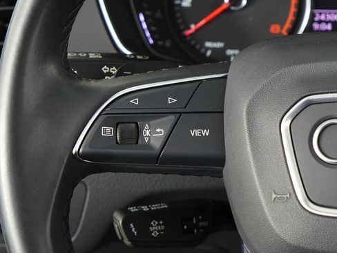 Used 2023 Audi Q5 2.0T Premium w/ Convenience Package image 30