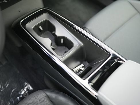 New 2026 Volkswagen ID.4 Pro S AWD/4WD image 15