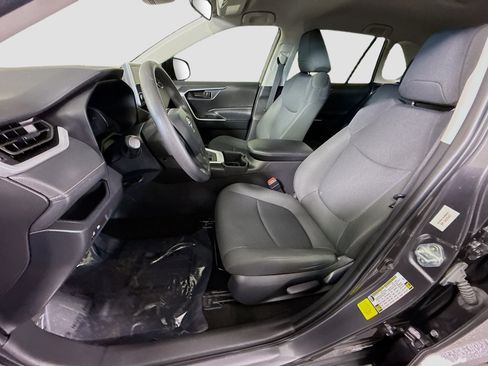 Used 2024 Toyota RAV4 LE image 21