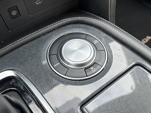 Used 2024 Nissan Armada SV w/ Cargo Package image 18