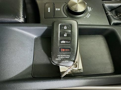 Used 2017 Lexus IS 200t RWD image 40