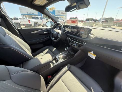 New 2026 Buick Envista Avenir image 30