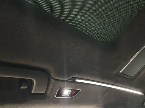 Used 2016 Audi A8 L 4.0T image 14