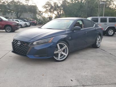 Used 2023 Nissan Altima 2.5 SR