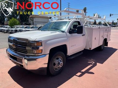 Used 2015 Chevrolet Silverado 3500 W/T w/ Snow Plow Prep Package image 4