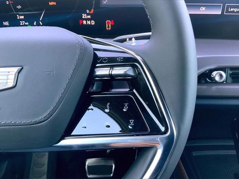 New 2026 Cadillac Vistiq Premium Luxury image 25