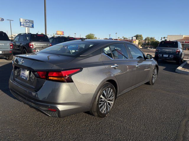 Used 2025 Nissan Altima 2.5 SV FWD image 5