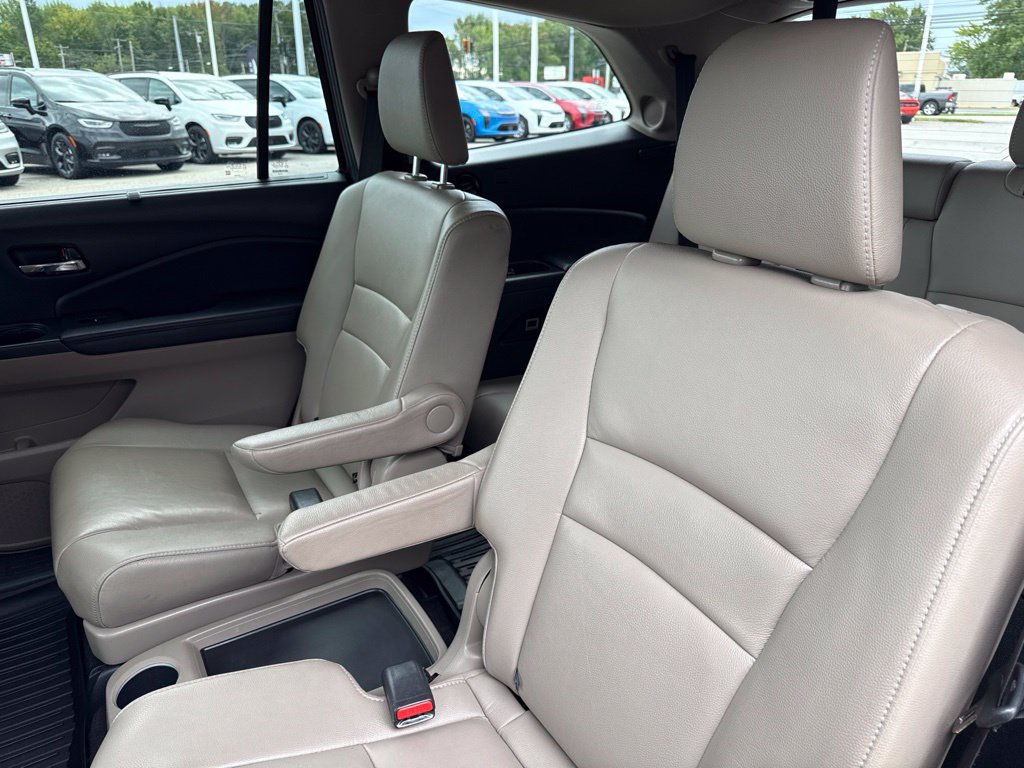 Used 2022 Honda Pilot Touring image 26