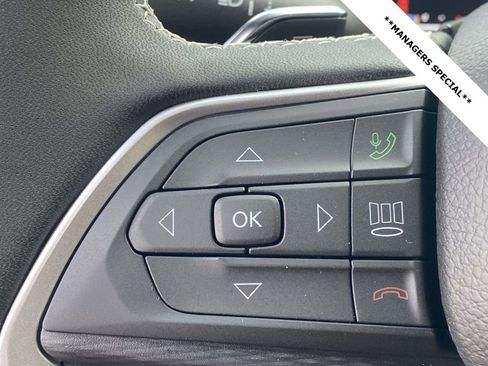 New 2025 Jeep Grand Cherokee Altitude image 54