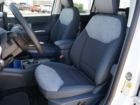 New 2025 Ford Maverick XLT w/ XLT Luxury Package FWD image 13