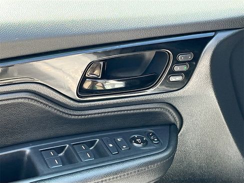 Used 2024 Honda Odyssey Touring image 18