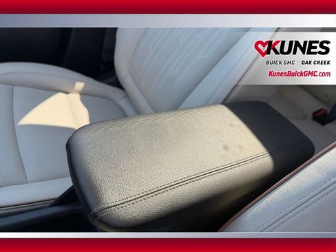 Used 2024 Buick Encore GX Avenir w/ Avenir Technology Package image 15