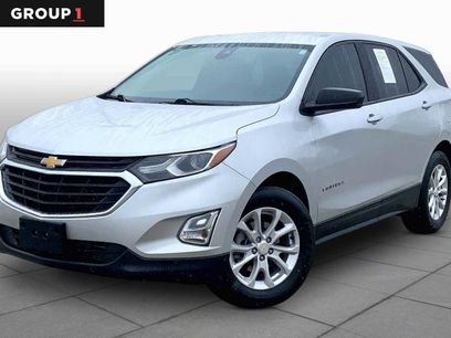 Used 2020 Chevrolet Equinox LS w/ LS Convenience Package